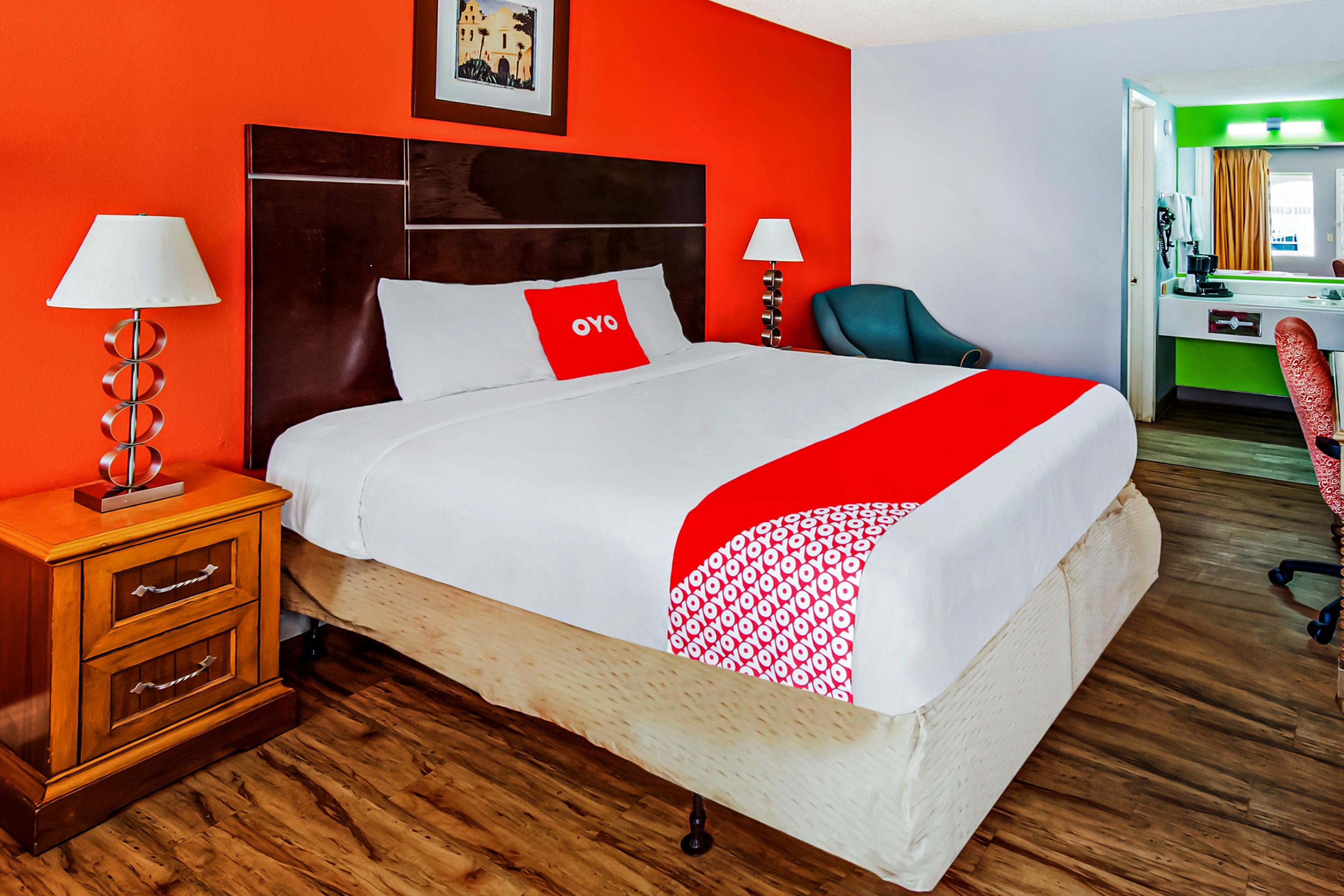 Hotel Europa Ridgecrest Bagian luar foto